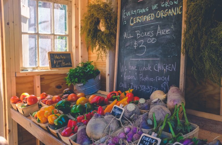 Nutrition and Mental Health: Avoid Foods that Cause Anxiety in Crowley